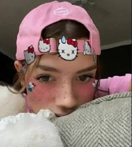 Стикер шейла стикс😔 :: @fStikBot - 4