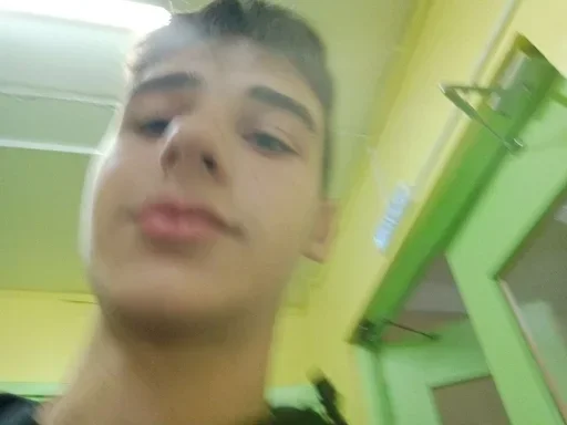 Sticker kewz_by_TgEmodziBot - 1