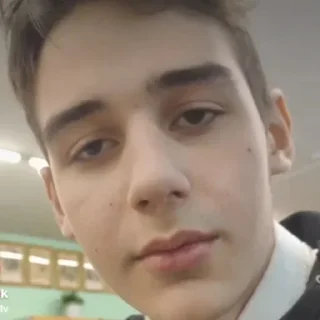 Стикер kewz @TgEmodziBot - 5