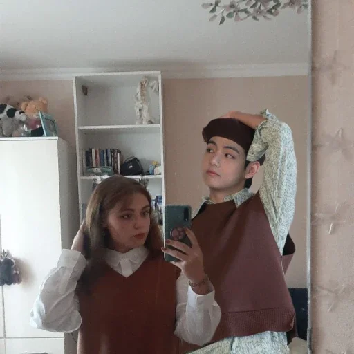 Человек стена человеческое лицо