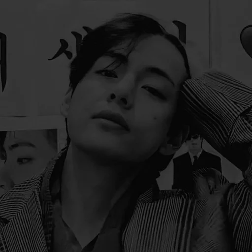 kim taehyung @nayzhvnya - 