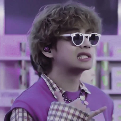 や 𝗍𝖺𝖾𝗁𝗒𝗎𝗇𝗀 💷 ;: @smstickerr - Человек