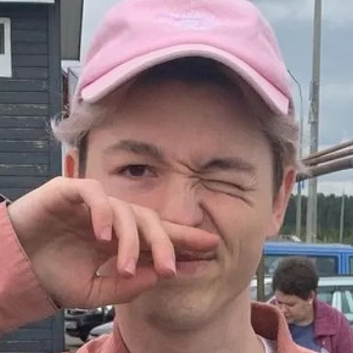 Стикер кирил лох - 1