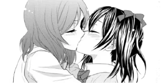 целовать аниме женщина