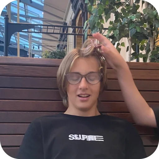 Sticker kizukkrasfeueus_by_TgEmodziBot - 1