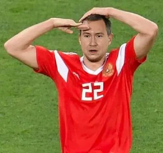 Стикер Создать мемы ➡️ @sportsmem_bot - 11