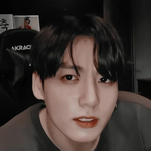 Sticker 𝙅𝙐𝙉𝙂𝙆𝙊𝙊𝙆:: @eliskis - 11