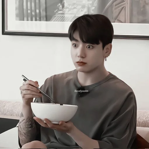 Sticker 𝙅𝙐𝙉𝙂𝙆𝙊𝙊𝙆:: @eliskis - 10