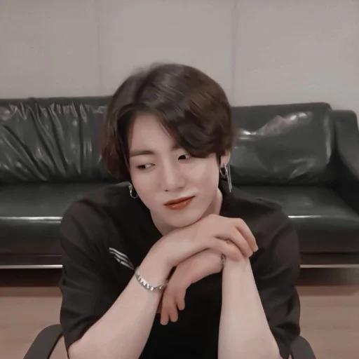 Sticker 𝙅𝙐𝙉𝙂𝙆𝙊𝙊𝙆:: @eliskis - 2