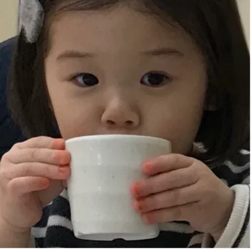 Человек ребёнок младенец