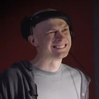 Стикер Юра Котисов 😻 - 1