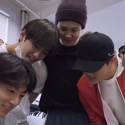 Человек одежда человеческое лицо