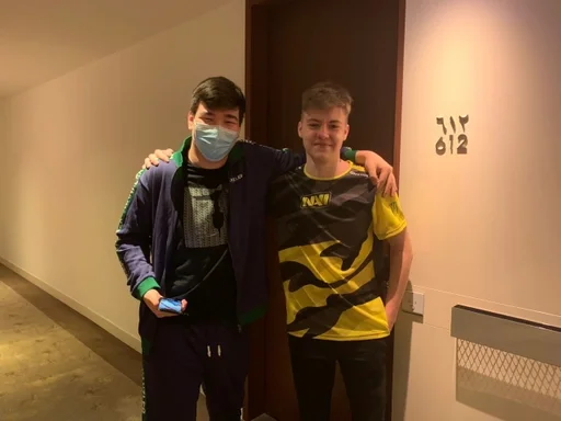 Стикер Konina Power by @fStikBot - 9