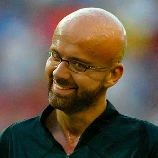 Стикер Создать мемы ➡️ @sportsmem_bot - 2