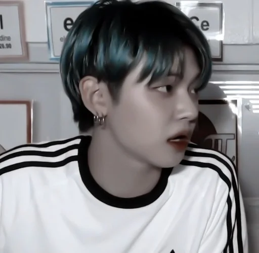 цв ёнджун (@helpjeyy) :: @fStikBot - 