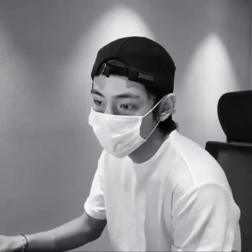 KTH - @GALLERYARVES - Человек