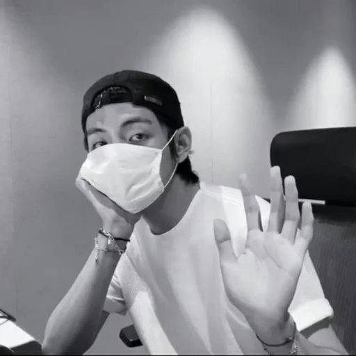 Человек комнатный стена