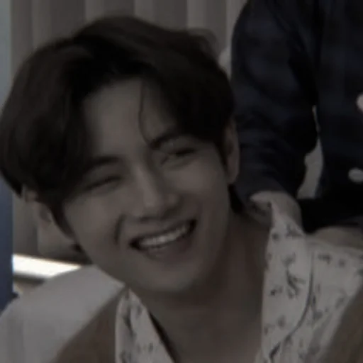 Стикер ㅤ 危 ⨾ V. ⚂⚃ ❳  @GALVCTRON - 1