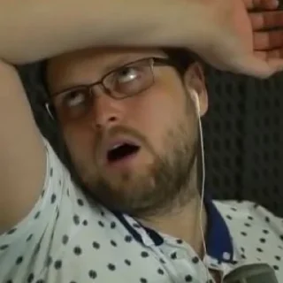 Стикер Любимка Куплинов     от foxlisalis - 10