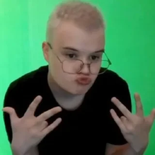 Sticker kussia🤩@IloveKusssia - 7