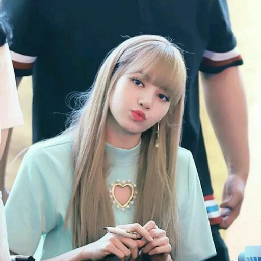 Sticker €~× Lisa | @BlackPink_Stickerr4 | - 2