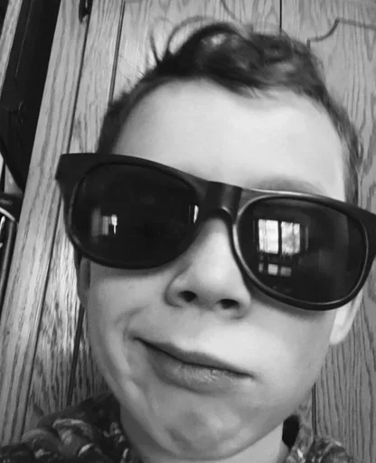 Стикер кто сюда вообще смотрит¿ - 4