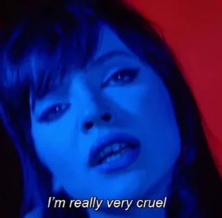 Стикер лё бэйсик бич - 5