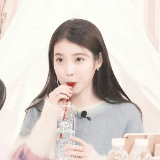 Человек человеческое лицо бутылка