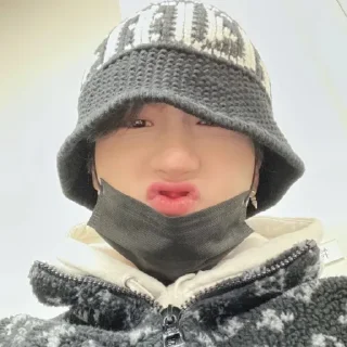 Стикер минхо - 3