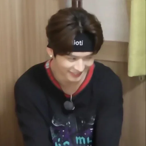 ≪🎧≫ -minho 𝘣𝘺 —@vvloco - 