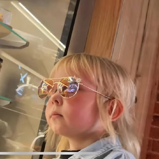 human face person toddler