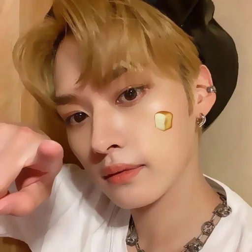 Стикер lee know mood :: @fStikBot - 3