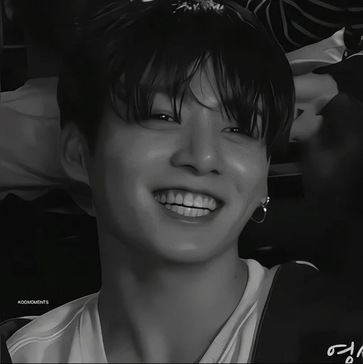 человеческое лицо улыбаться скриншот