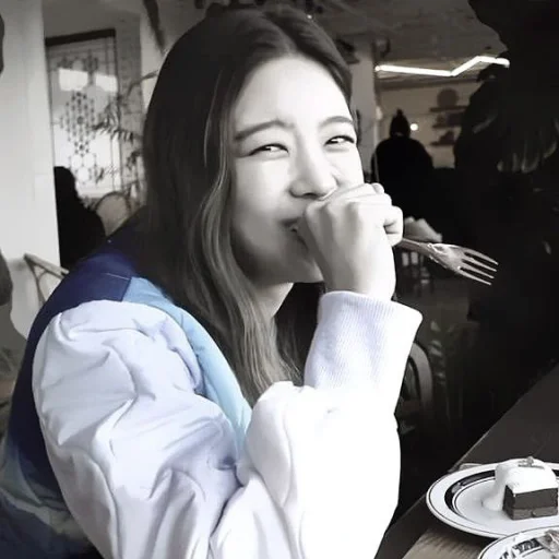 Стикер 「𝙡𝙞𝙖」→@rissgaridi - 3