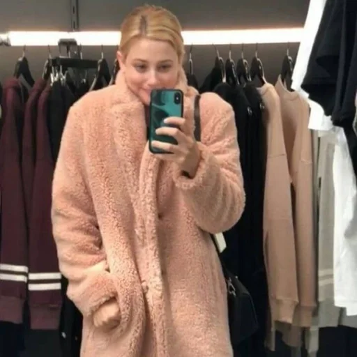 Человек одежда комнатный