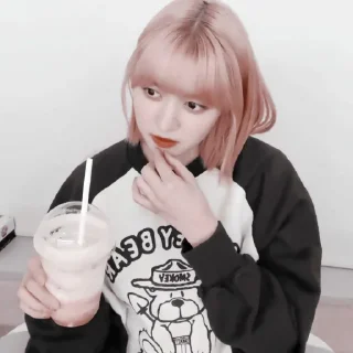 Sticker #𝐥𝐢𝐯𝐞: lily 051222 ;: by @paradismaudit - 0