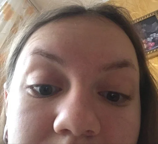 человеческое лицо бровь селфи