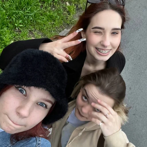 поля лиза даша - 