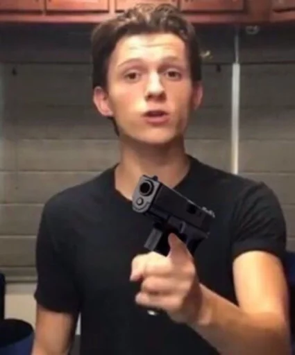 Человек оружие пушка