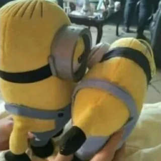 Стикер миньончики - 9