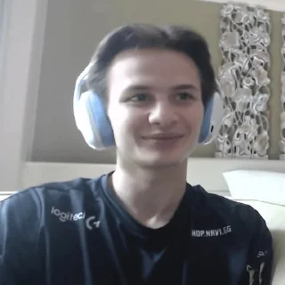 Sticker Вайфу мен - 1