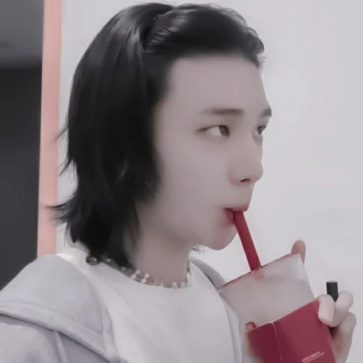 Человек человеческое лицо безалкогольный напиток