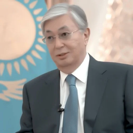 human face clothing person