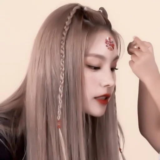 Человек модный аксессуар губная помада