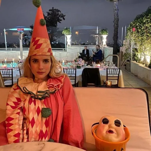 Стикер luvbyarinka - 1