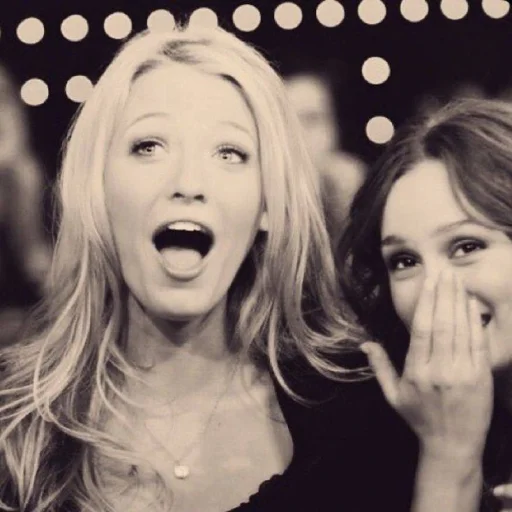 Стикер luvbyarinka - 1