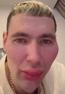 Стикер Пятница @WmojiBot - 11