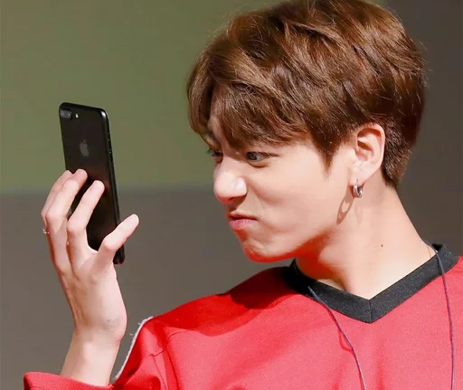 Стикер 🔥 BTS 🔥 - 2