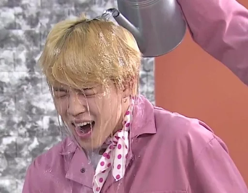 Стикер 🔥 BTS 🔥 - 0