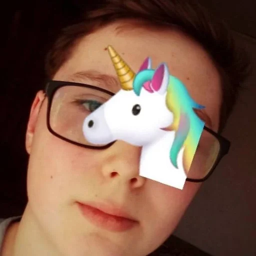 человеческое лицо мультфильм селфи